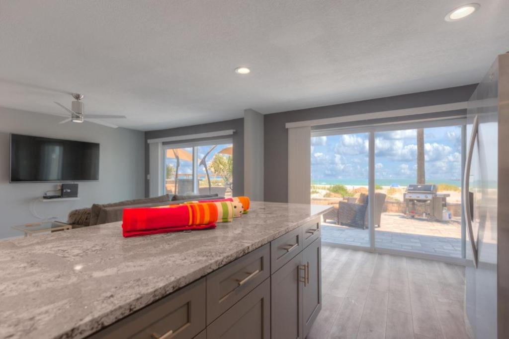 ג'קסונוויל ביץ' Sea La Vie Beach Oceanfront Patio Pet Friendly מראה חיצוני תמונה